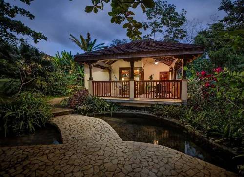 Sleeping Giant Rainforest Lodge – Belmopan